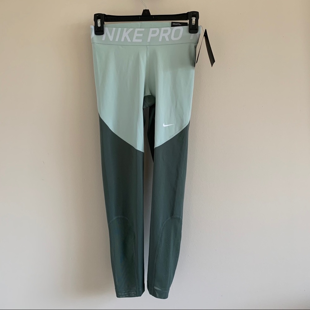 Nike Pro Legging Tight Fit 7/8